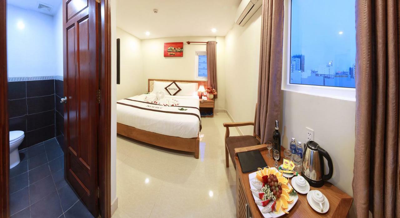 New Sky Hotel Da Nang Esterno foto